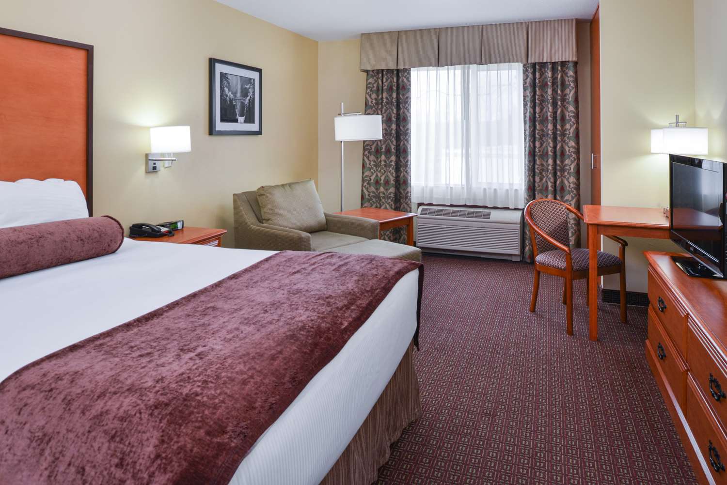 Best Western Cascade Inn & Suites Траутдейл Экстерьер фото